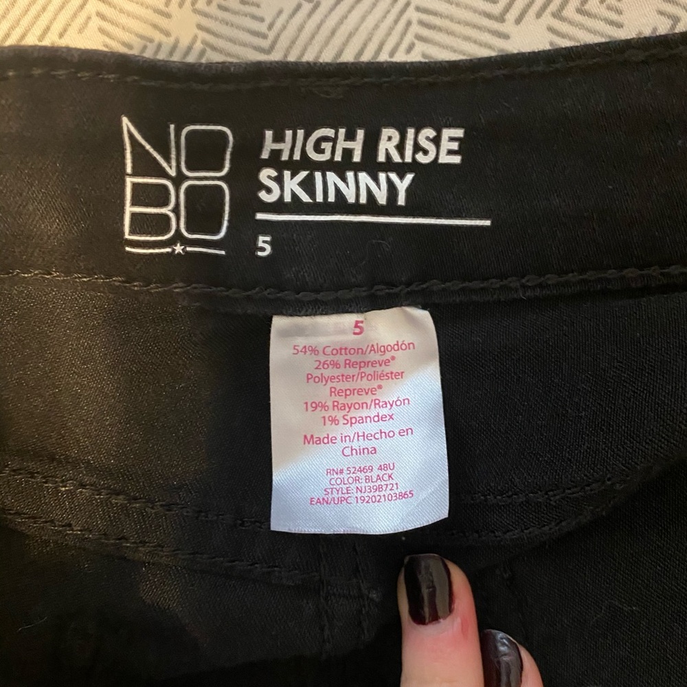 Jeans - Picture 2 of 3